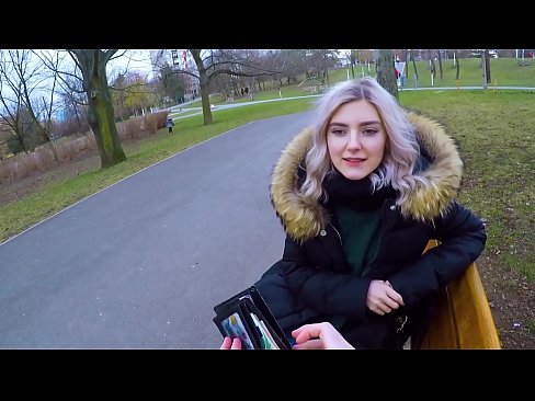 ❤️ Swallows in frjemdling syn hot cum foar jild - blowjob yn it park troch Eva Elfie ️❌ Porno by wy ❌️❤